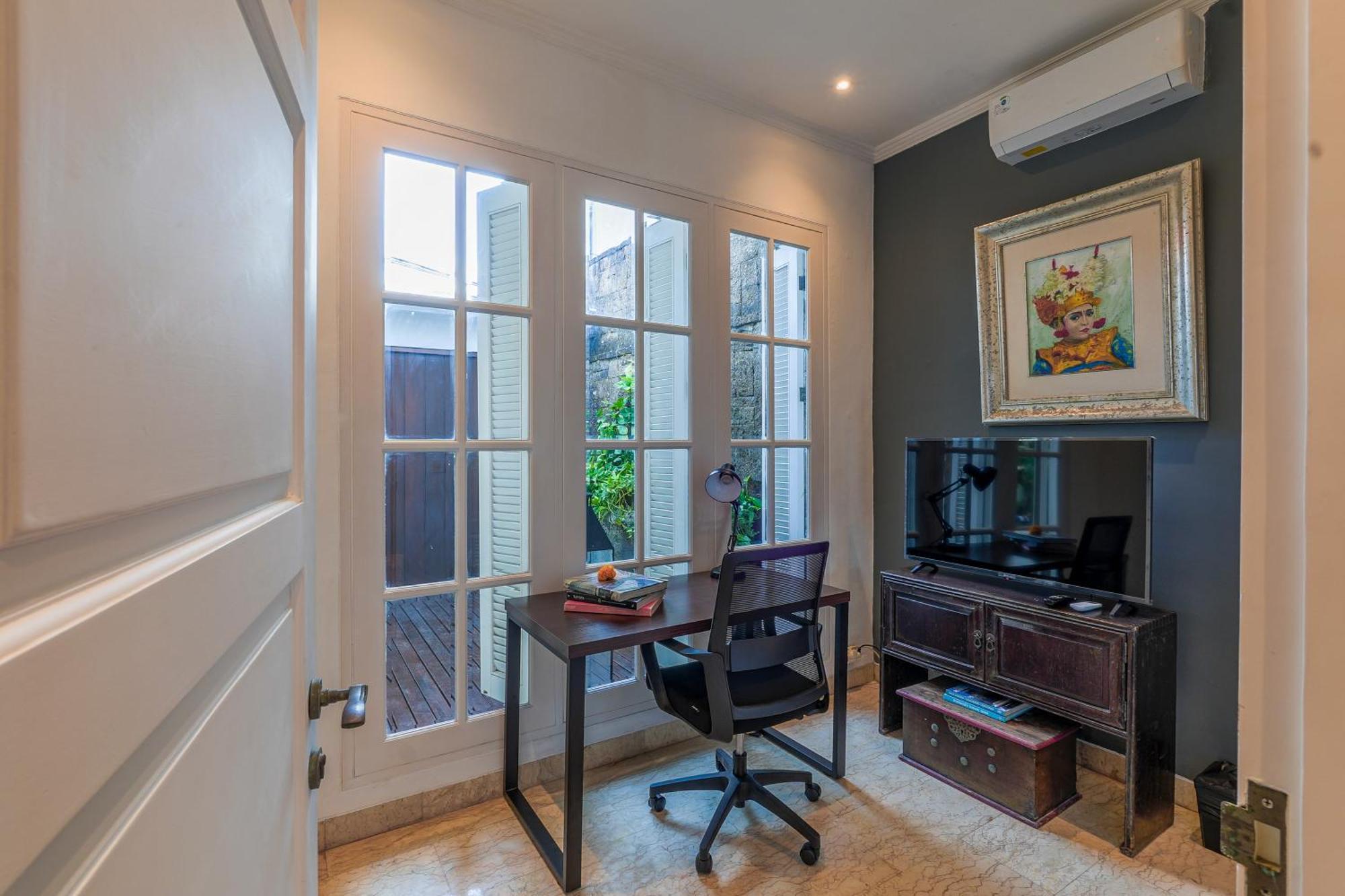 Mosan House - Unique Art-Filled Gem In Perfect Location A Short Walk From The Beach Or Seminyak Square Including Ac Office For Remote Working Exteriör bild