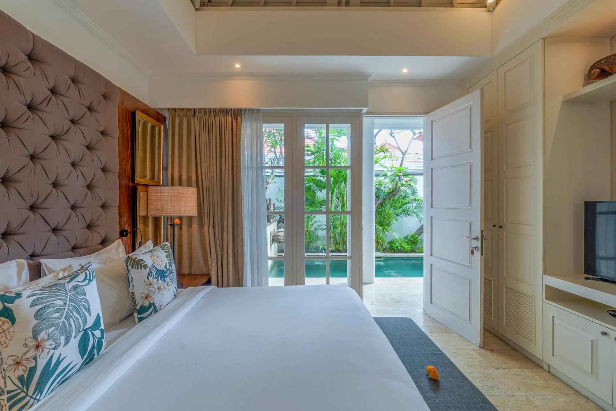 Mosan House - Unique Art-Filled Gem In Perfect Location A Short Walk From The Beach Or Seminyak Square Including Ac Office For Remote Working Exteriör bild